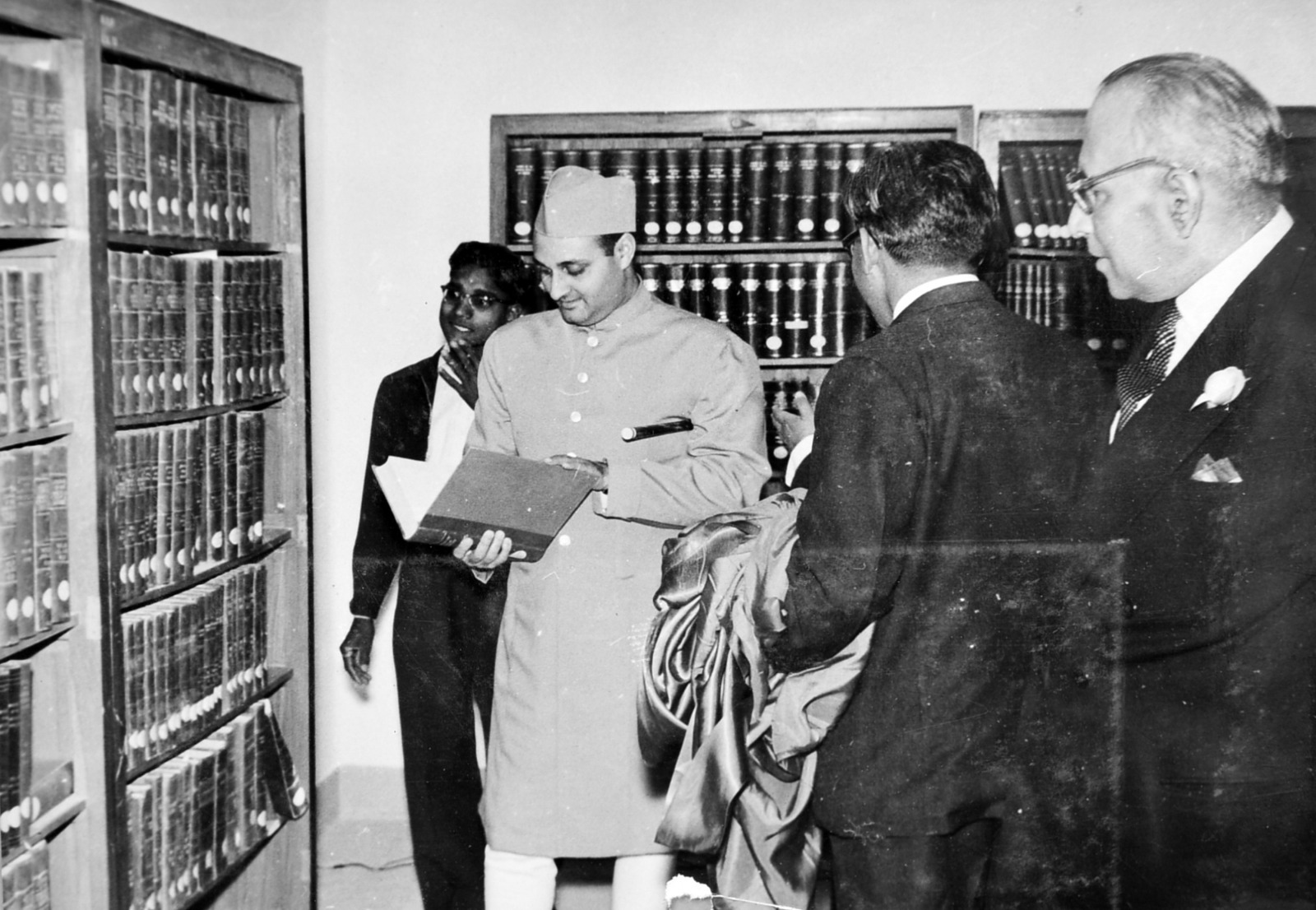 WhatsApp Image 2024-01-06 at 22.21.32 (1)